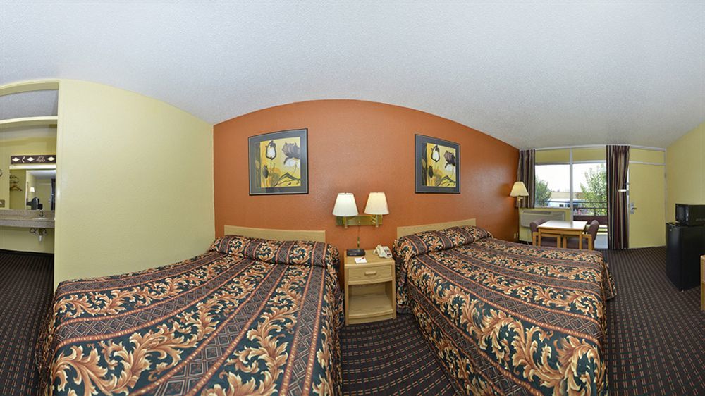 Econo Lodge Carlsbad Caverns Area Eksteriør bilde
